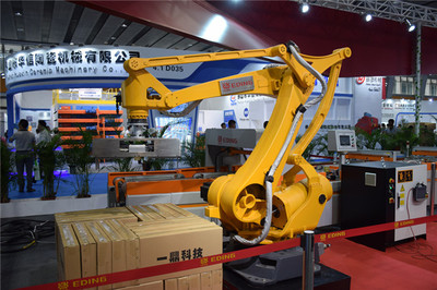 一鼎科技綠色智能工廠解決方案閃耀2017陶瓷工業(yè)展